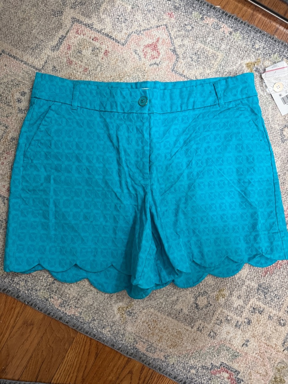 crown & ivy Turquoise Scalloped Hem High Waist Shorts